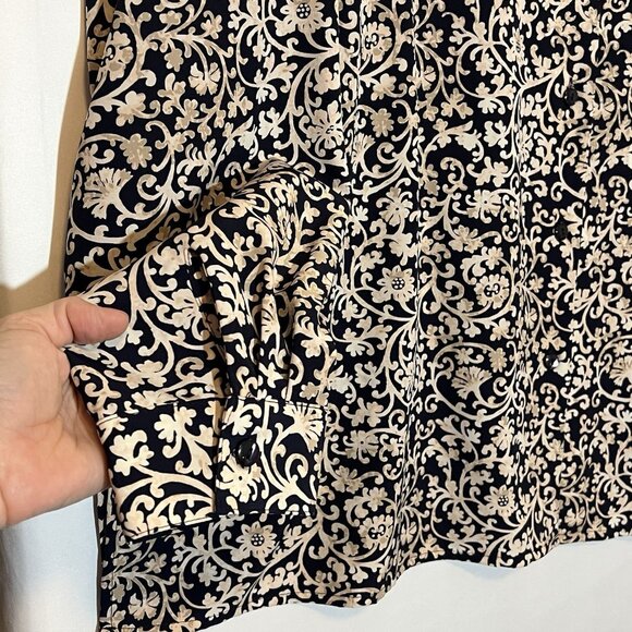 Maggie Barnes Women Blouse Shirt  26W Plus Size 3X Black Floral Button Top - Picture 6 of 9